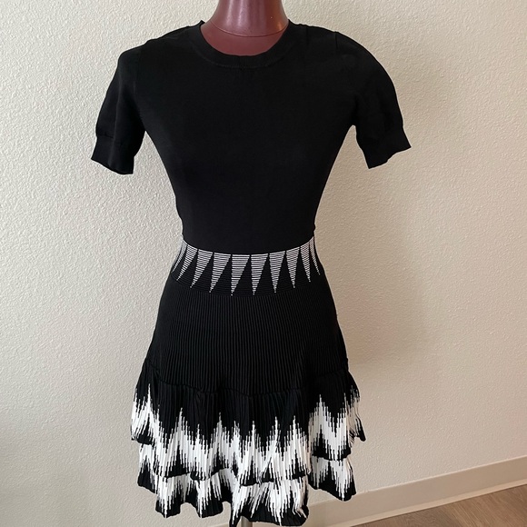 Maje Ralia Patterned Knit Dress size 2 - Picture 6 of 13
